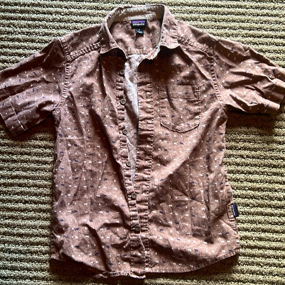 Boys Patagonia size small button down shirt